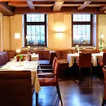 Ross Hotel 4*