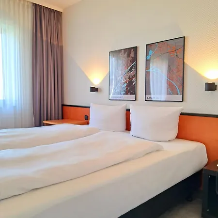 Otel Ross 4*