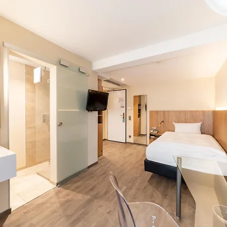 Hotel Ross 4*